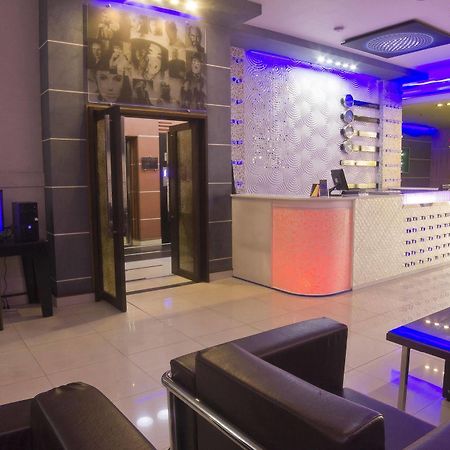 Icon Hotel North Edsa Quezon City Esterno foto