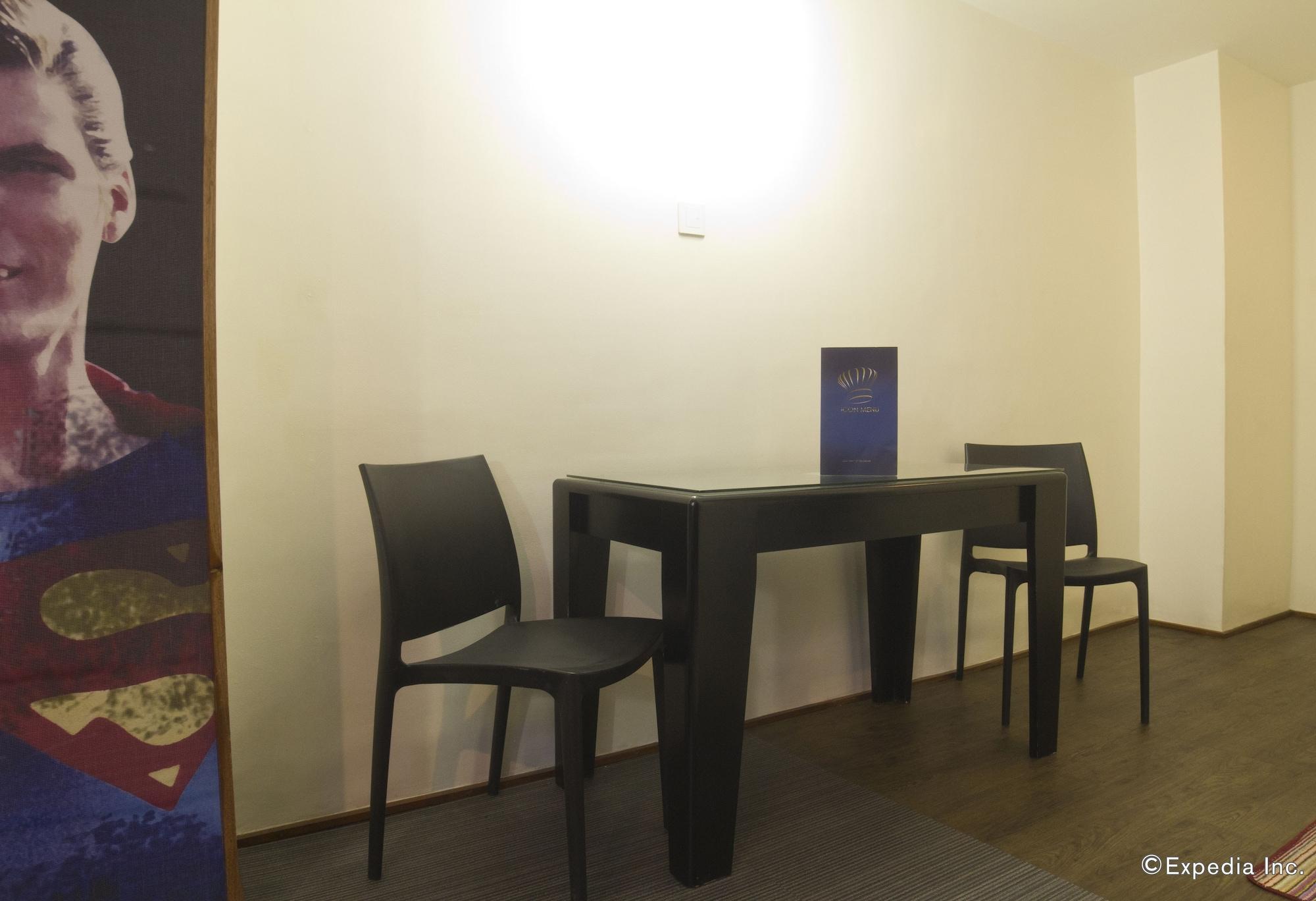 Icon Hotel North Edsa Quezon City Esterno foto