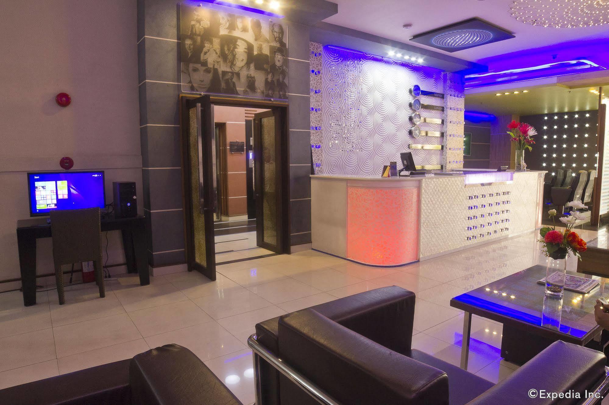 Icon Hotel North Edsa Quezon City Esterno foto